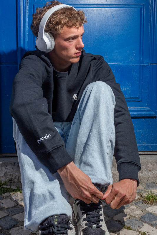 Black Sweatshirt